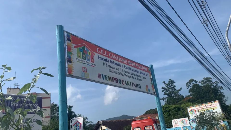 Alunos de creche em Blumenau foram atacados por assassino