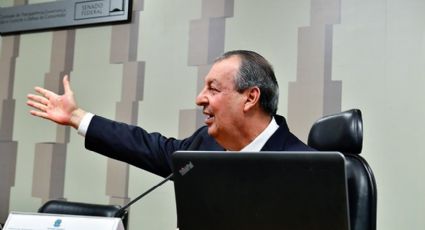 Bolsonaro é condenado a indenizar Omar Aziz; saiba a razão