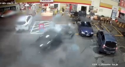 VÍDEO – Imagens fortes: Motorista invade posto em alta velocidade e mata jovem