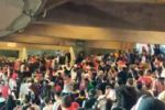 VÍDEO - Torcida do São Paulo arremessa objetos contra Bolsonaro no Morumbi