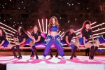 VÍDEO: Anitta se apresenta na Champions e homenageia Vini Jr aos olhos do mundo