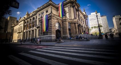 Ricardo Nunes retira homenagem à comunidade LGBTQIA+ do Theatro Municipal