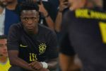 Vini Jr marca e Brasil goleia Guiné em partida que marcou luta contra o racismo