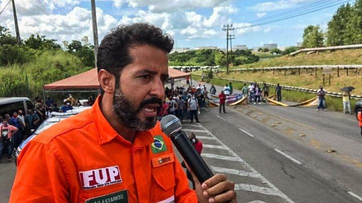 Dirigente da FUP denuncia Meta após  bloqueio do WhatsApp: "Perseguição política"