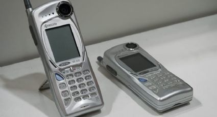 Saiba como era o primeiro celular com câmera da história; há 22 anos a tecnologia era algo inédito