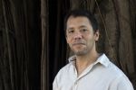 Agualusa dá pito em Itamar Vieira Junior por reação à crítica negativa: "racismo"