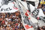 VÍDEO: Jogador do Corinthians fura fila em restaurante e é expulso do local