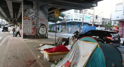 São Paulo tem 12 vezes mais imóveis desocupados do que moradores em situação de rua, diz o IBGE