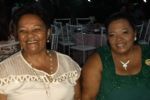 A incrível história da mulher que descobriu ter uma irmã gêmea em um ponto de ônibus