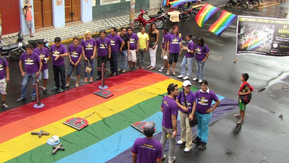 Protesto em Iquitos, na Amazônia Peruana, comandada por grupo LGBTQIA+, em 2013
