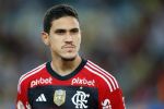 O que disse o atacante Pedro, do Flamengo, à polícia sobre o soco do preparador físico