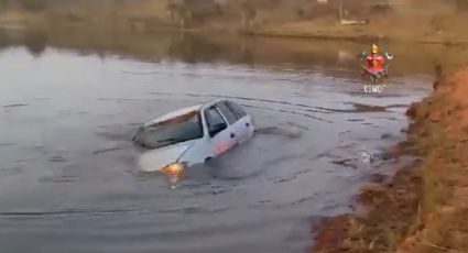 VÍDEO: motorista bêbado atira carro em lago e três crianças morrem