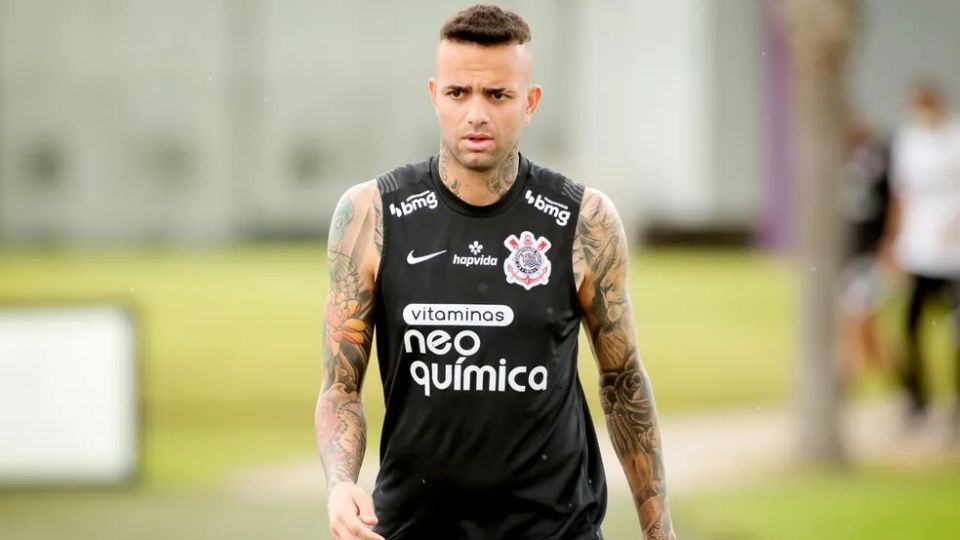 Luan teria sido agredido por torcedores em 'festinha' em motel na Barra Funda