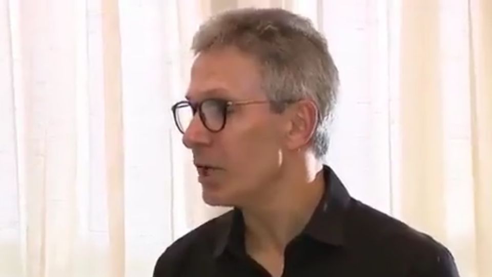 Apontado por alguns como sucessor de Jair Bolsonaro, Zema 'ostenta' inteligência fazendo cálculos