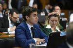 VÍDEO: Nikolas Ferreira tenta tragar Flávio Dino para CPMI e recebe resposta acachapante de ex-Abin