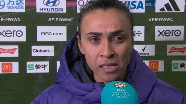 Marta e a estrela cor de rosa