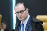 Veja as comemorações da direita após votos ultraconservadores de Zanin no STF