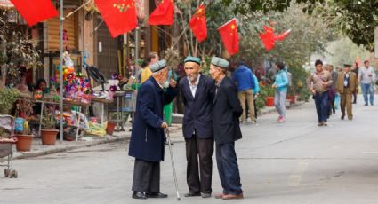 China nega rumores de violações de direitos humanos em Xinjiang