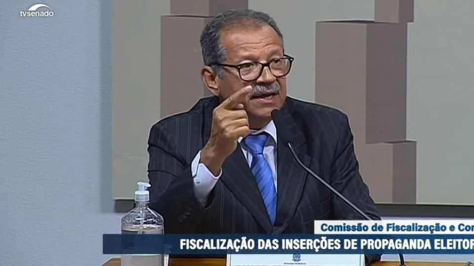 Em audiência no Congresso, ex-desembargador e advogado de golpistas pediu prisão de Alexandre de Moraes sob aplausos de Zambelli