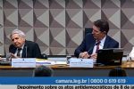 Heleno tem chilique com perguntas de Eliziane Gama e solta um "p* que pariu" na CPMI