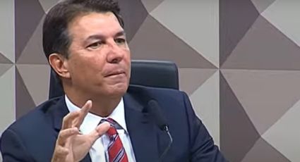 Presidente da CPMI defende tese bolsonarista de que governo Lula promoveu "autogolpe"