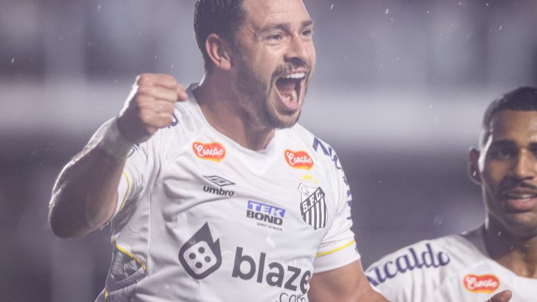 Santos-24 é o único 100% do Paulistão e golearia o Santos rebaixado