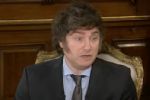 Javier Milei: popularidade desaba com pacote econômico e governo começa a balançar