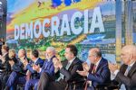AO VIVO - 8 de janeiro: acompanhe o ato pró-democracia com Lula, ministros e autoridades