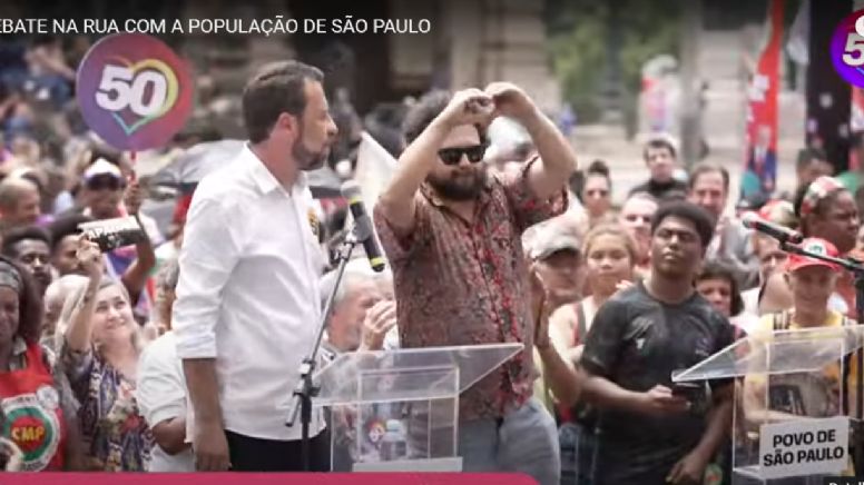 Debate nas ruas de Boulos é a melhor iniciativa do campo progressista dos últimos tempos