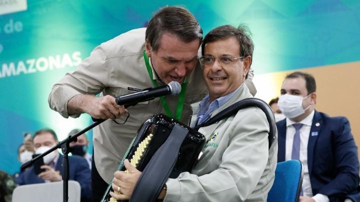 Gilson Machado também é veterinário. Você levaria seu pet nele?