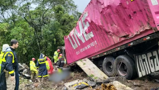 Carreta desgovernada causa trágico acidente e mata nove pessoas em rodovia paranaense