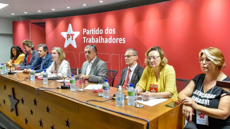 Direção do PT defende que 2024 marca o início de uma recuperação do partido nos municípios