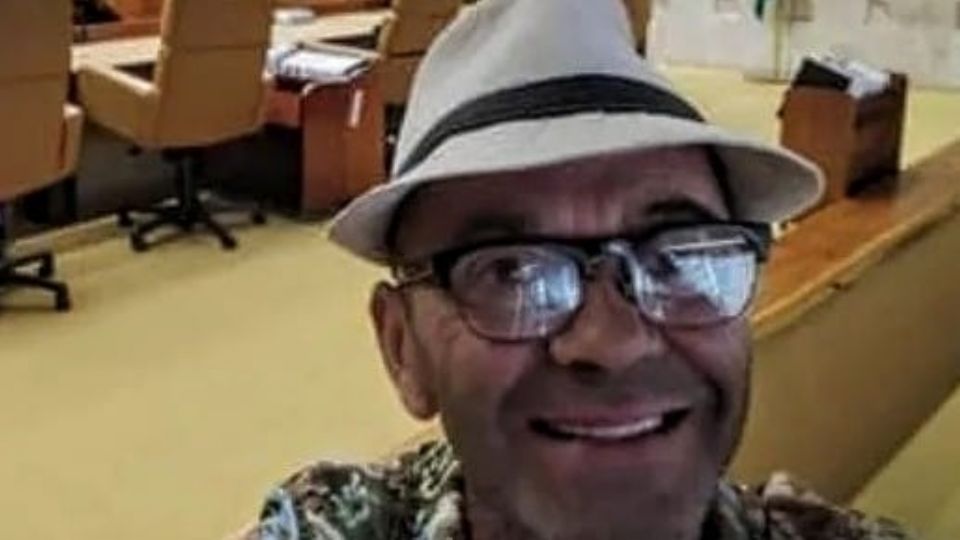 Fanático de extrema direita se encheu de explosivos e atentou contra a Praça dos Três Poderes, em Brasília. Ele dizia que mataria o ministro Alexandre de Moraes