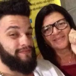 Quem é o DJ preso em flagrante suspeito de assassinar a própria mãe