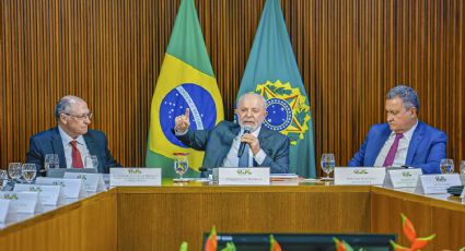 Lula faz segunda rodada de reuniões com ministros para discutir corte de gastos