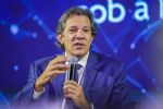 Foto ilustrativa de la nota titulada: Haddad bate martelo sobre cortes e fala da "apreensão" com eleição de Trump