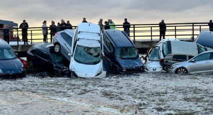 IMAGENS E VÍDEOS: Chuva empilha dezenas de carros e provoca novas inundações na Espanha