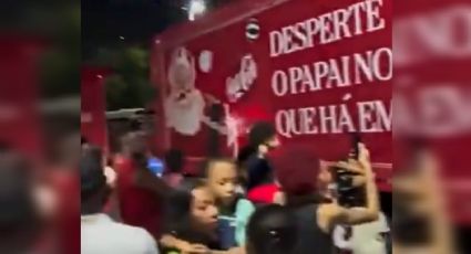 É Natal! Papai Noel da Coca-Cola é apedrejado na BA após caravana encurtar desfile