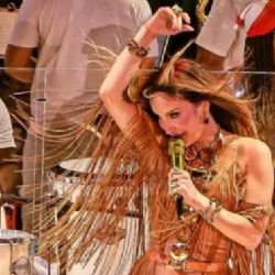 Polêmica religiosa pode tirar Claudia Leitte do carnaval da Bahia