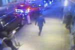 Encapuzado fuzila executivo em Manhattan e suposto motivo choca EUA