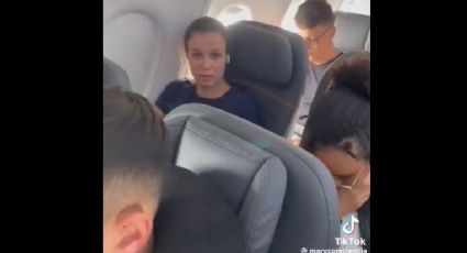 VÍDEO: criança quer viajar na janela; passageira nega e mãe a filma para intimidar