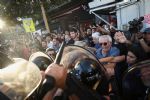 Câmara da Argentina aprova polêmica Lei Omnibus de Milei em meio intensos protestos