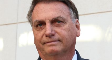 O envelope com dinheiro vivo que Bolsonaro recebeu logo após chegar aos EUA, segundo a PF