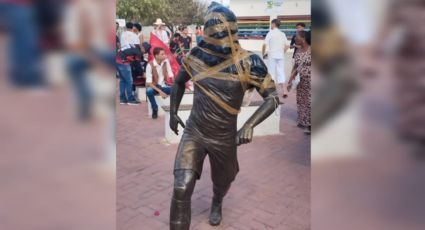 O protesto contra a estátua de Daniel Alves, condenado por estupro, em Juazeiro (BA)