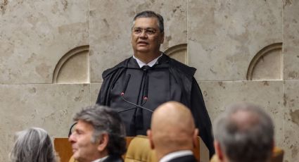 Flávio Dino faz alusão ao golpe e defende subordinação das Forças Armadas ao poder civil