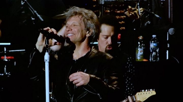 Bon Jovi: roqueiro passa por cirurgia e faz mistério sobre volta aos palcos