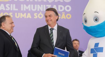 Bolsonaro indiciado: Cid recebeu ordem e imprimiu certificados fakes no Alvorada