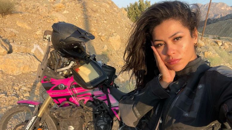 Fernanda Santos: quem é a brasileira estuprada por 7 homens durante viagem de moto à Índia