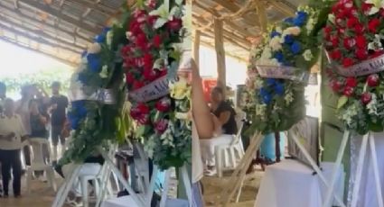 VÍDEO: Coroa de flores se mexe sozinha em velório e assusta familiares