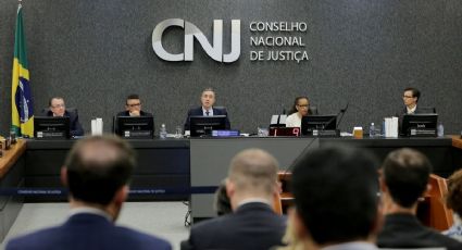 CNJ: Relator vota por afastar Hardt, mas Barroso faz lobby para deixá-la impune